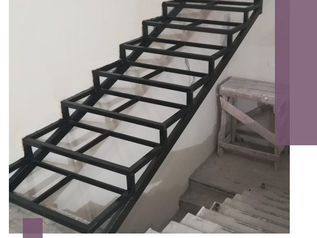 Демонтаж лестниц на металлокаркасе в Малоярославце: быстрый вывоз и разбор