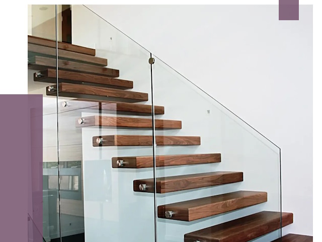 Стеклянные перила для лестницы в Малоярославце от 14996 руб.