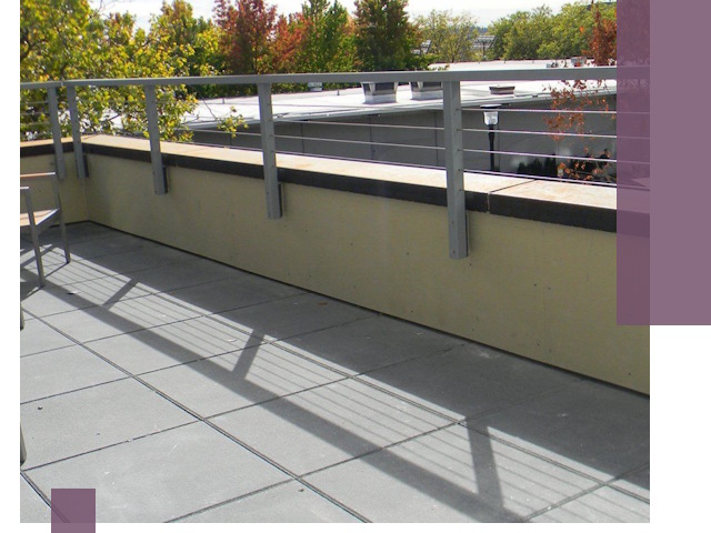 Металлические парапеты под ключ в Малоярославце: монтаж и изготовление