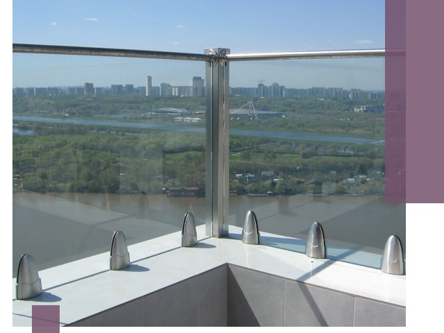 Стеклянные парапеты премиум класса в Малоярославце для домов и бизнесов