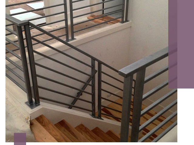 Изготовление поручней из металла и дерева в Малоярославце