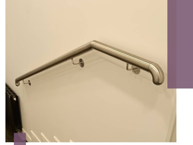 Изготовление пристенных поручней в Малоярославце под ключ за сроки