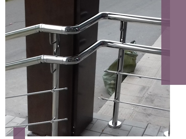 Монтаж поручней из нержавеющей стали в Малоярославце качественно и быстро